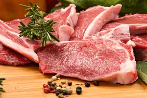 Beef with Bone Chops (Phal) 500gm & 1kg (500g)