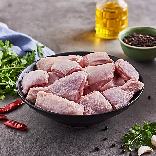 Chicken With Skin Curry Cut 500gm & 1kg (500g)